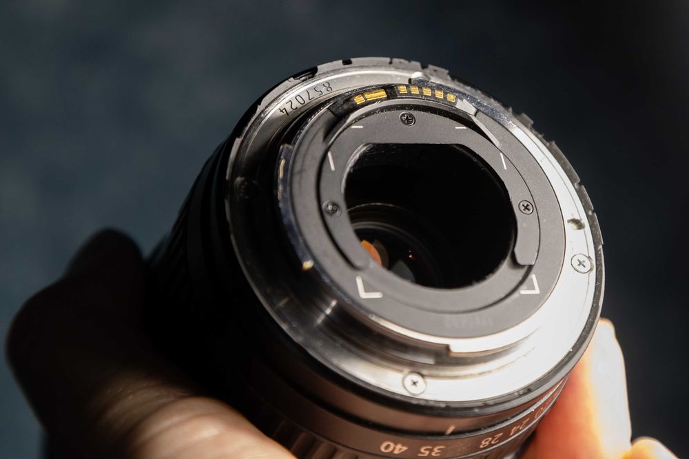 Canon EF 17-40mm f/4L USM (Під відновлення або на запчастини)