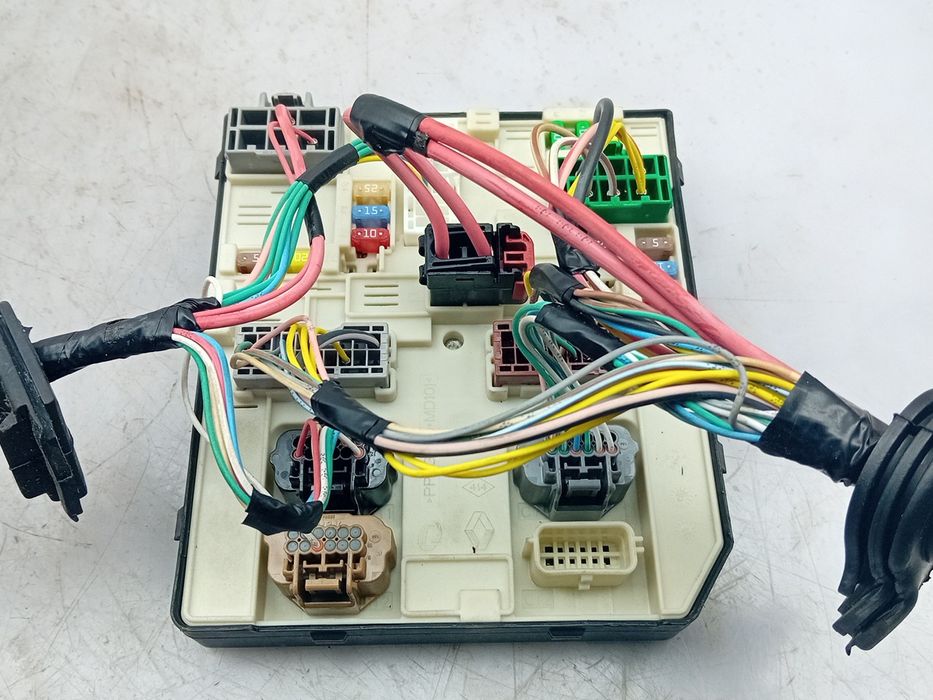 Caixa fusíveis / SAM / BSI RENAULT Zoe (BFM_)