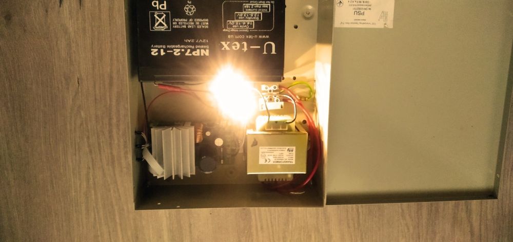 Источник питания PSU, безперебойник для роутера