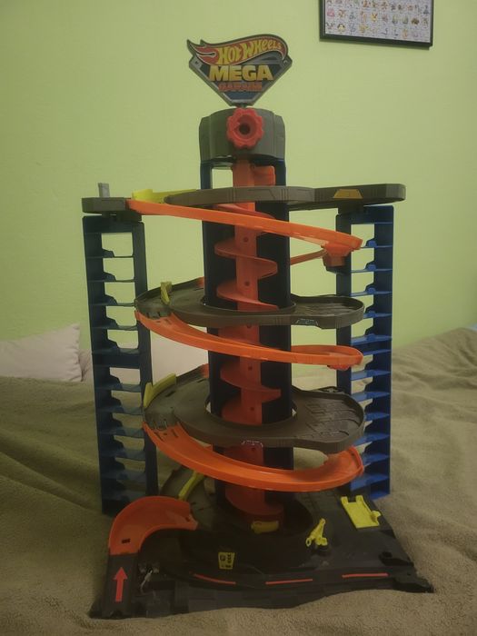 Garaż Hot Wheels i dodatki