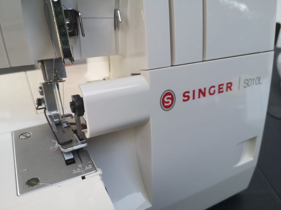 Máquina de costura Singer S010L NOVA - apenas testada