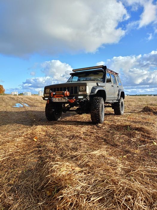 Jeep xj 4.0 LPG 4x4