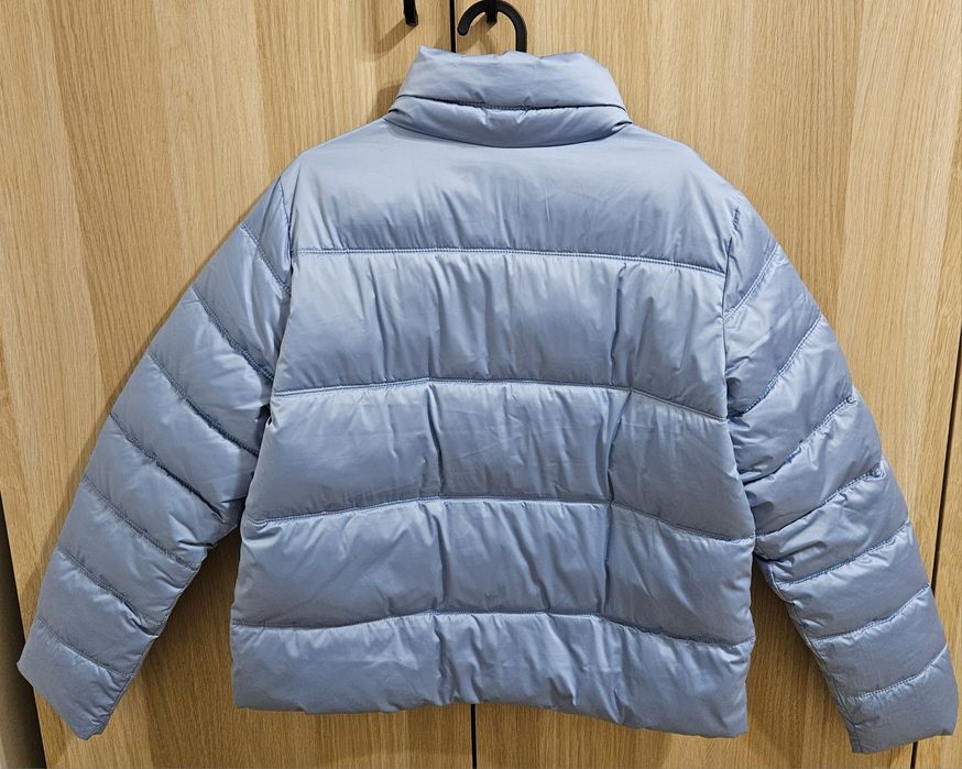 Niebieska pikowana kurtka Reserved