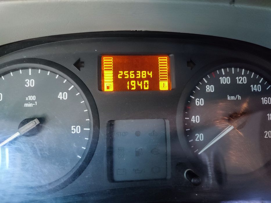Opel Vivaro kamper