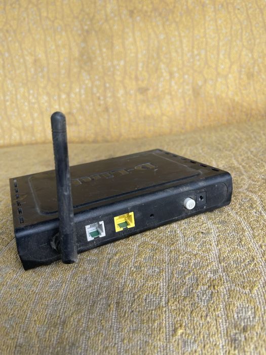 Продам ADSL-модем с маршрутизатором Wi-Fi D-Link DSL-2640U.