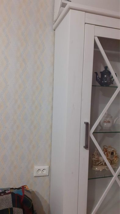 Пенал для вітальні