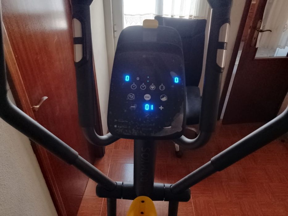 Máquina de ginásio elíptica como nova447177246062694401