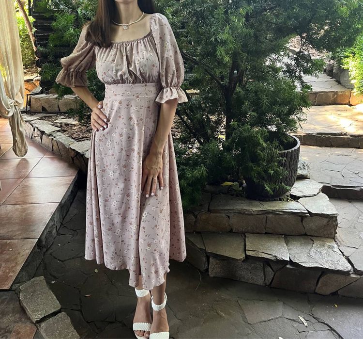 Рожева довга  Сукня