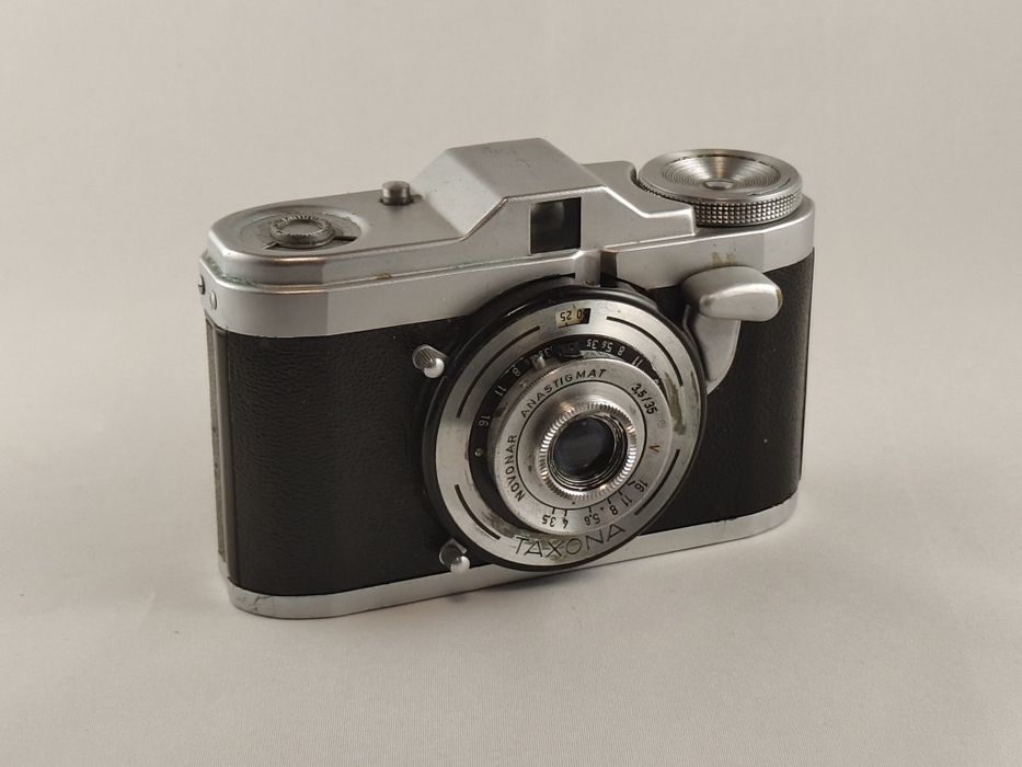 Aparat fotograficzny Zeiss Ikon Texona