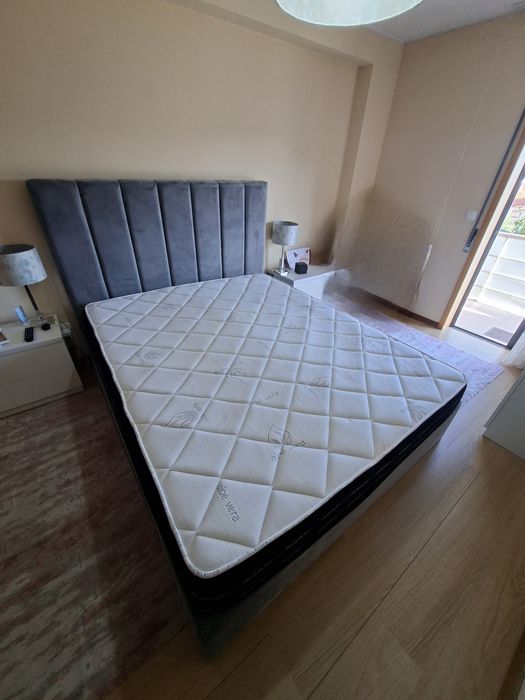 Cama Sommier 1,95x1,60 Excelente