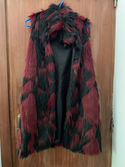 Colete em pêlo sintético