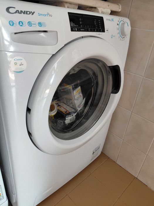 Máquina de lavar roupa Candy SmartPro Tambor de 9 kg.