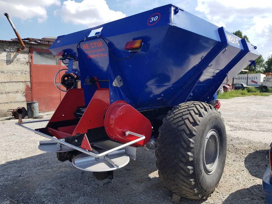 МВУ-6 ,РУМ-6 розкидач мінеральних добрив