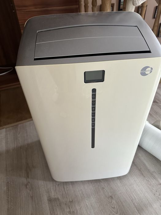 Klimatyzator z funkcją grzania, osuszacz, wentylator