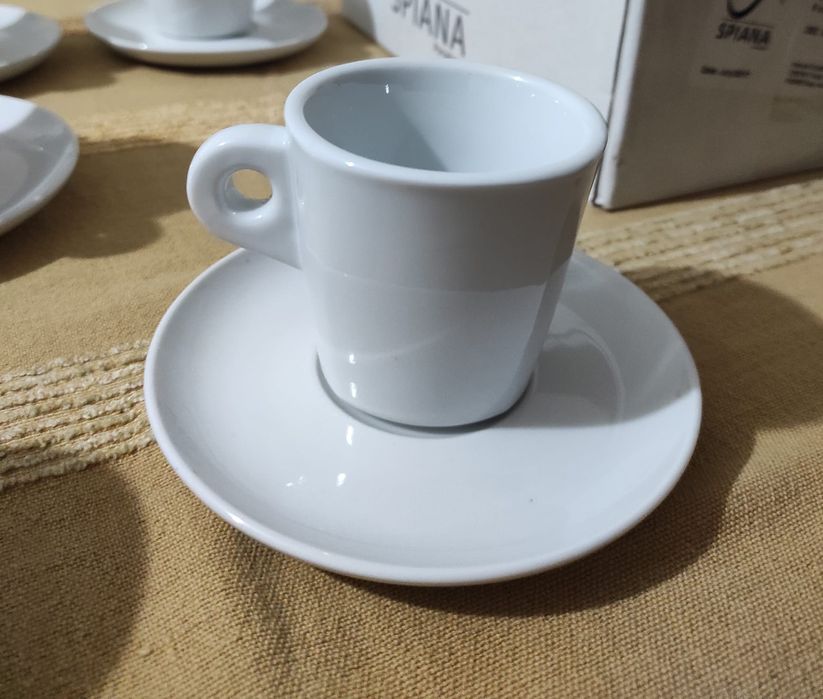 Chávenas de café novas