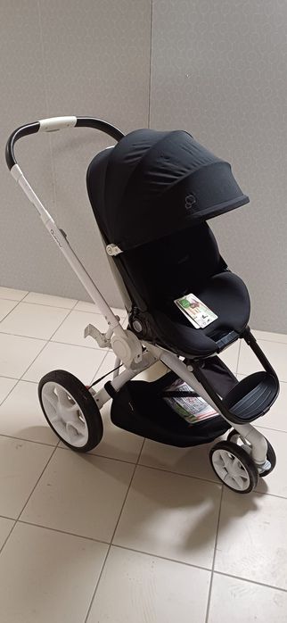 Carrinho Bebé Qyinny + Ovinho Maxi-Cosi