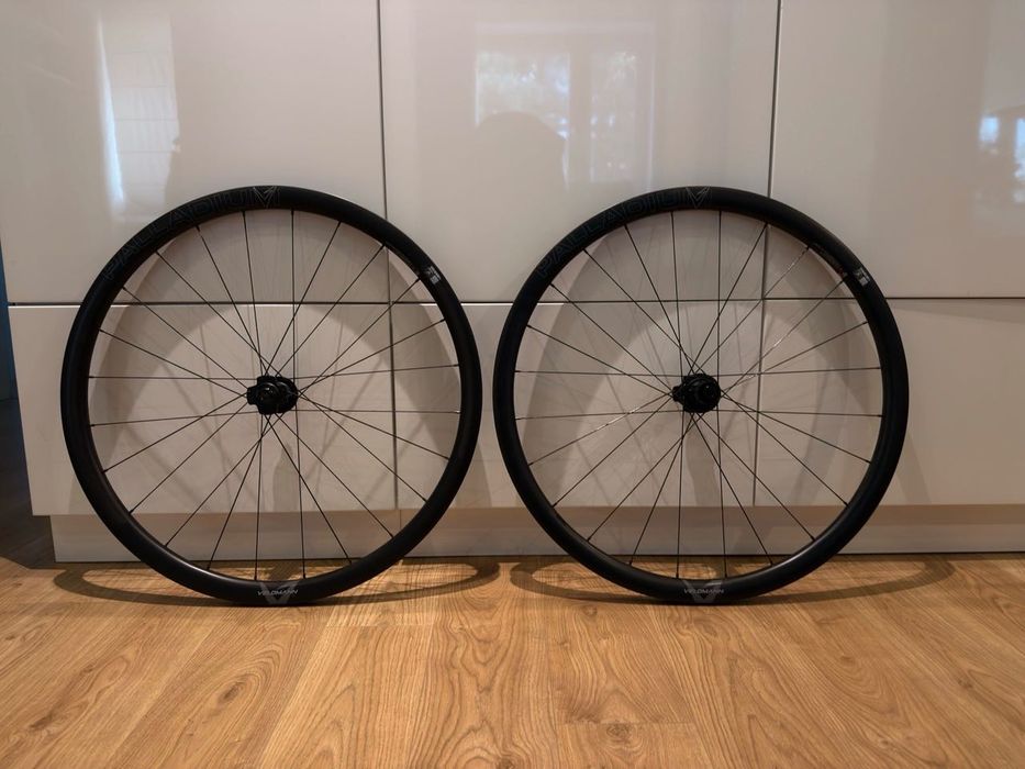 Koła karbonowe Velomann Palladium 33 - nowe, 21 mm szer, disc