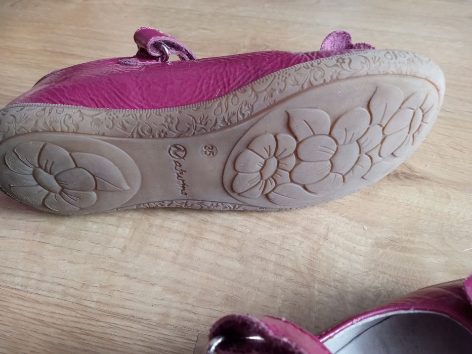 Buty czółenka baleriny naturino r.35