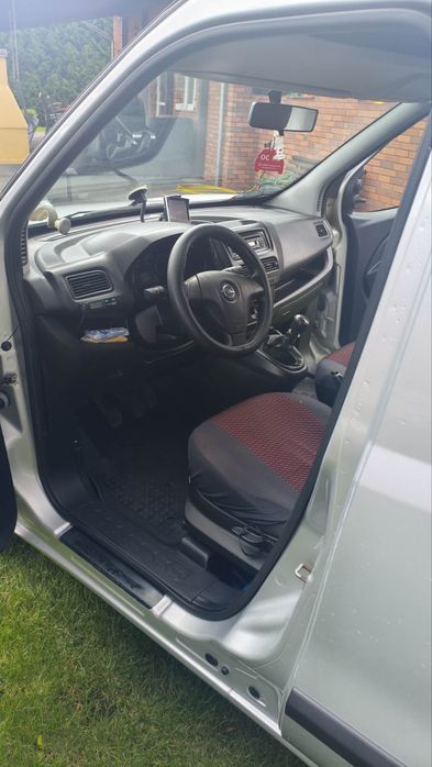 Opel combo VAN 2.0 CDTI 135KM wymieniony rozrząd