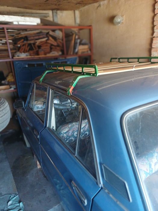 ВАЗ 2103 ,1975г, синего цвета.