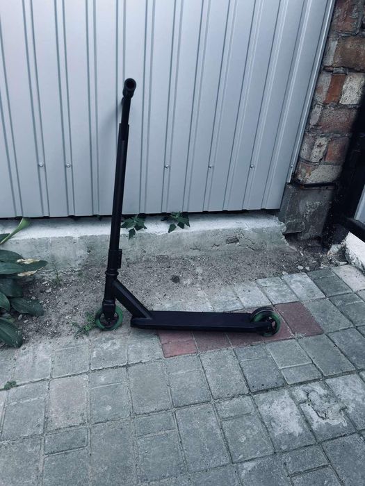 Самокат трюковий