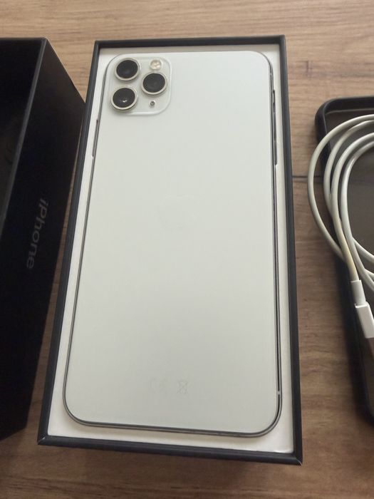 Iphone 11 Pro Max 256gb Livre Branco/Prateado Usado Excelente Estad