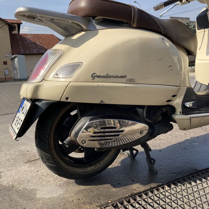 Vespa 125 GTS  2005r.