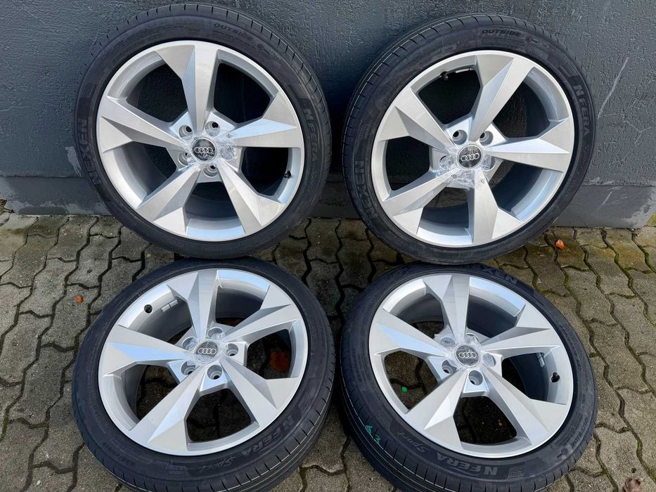 Alufelgi Audi A3 S3 S-Line 8Y0 Oryginalne 18 Letnie FABRYCZNIE NOWE