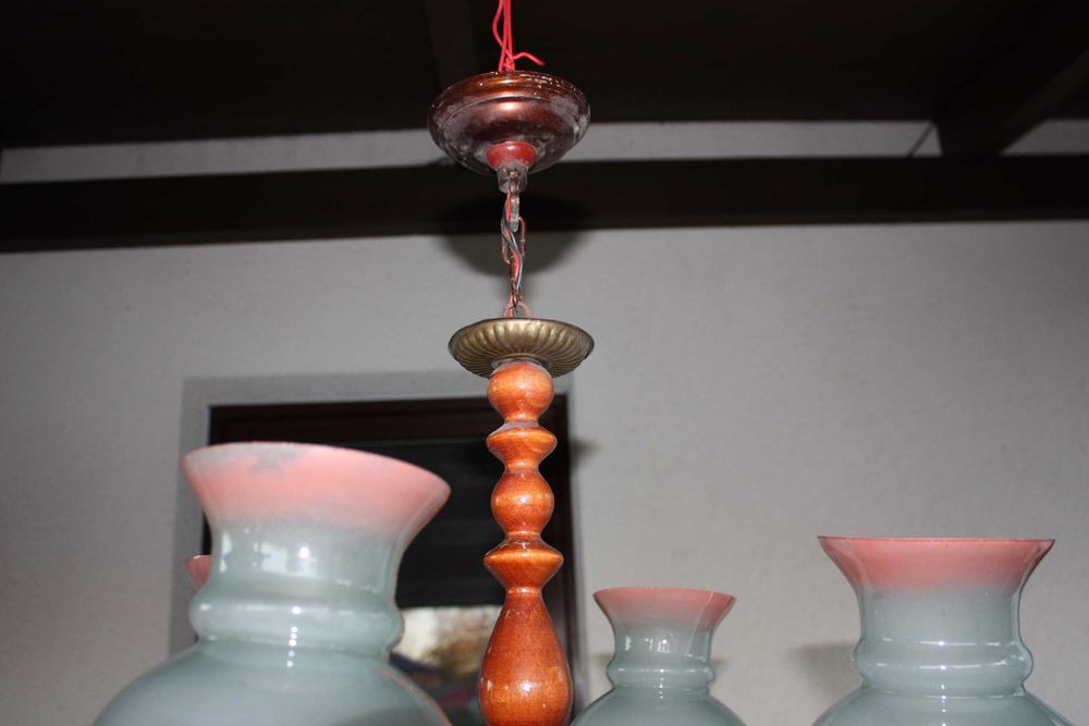 Lampa z czasów PRL