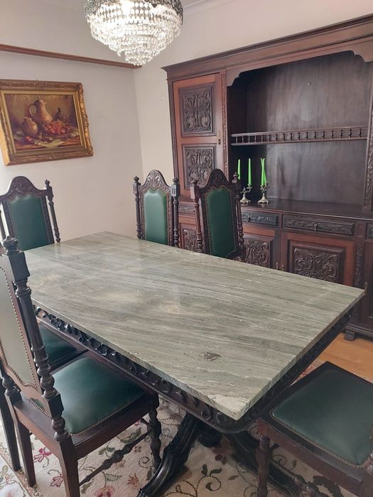 Mesa de sala de jantar com 6 cadeiras em madeira de sucupira