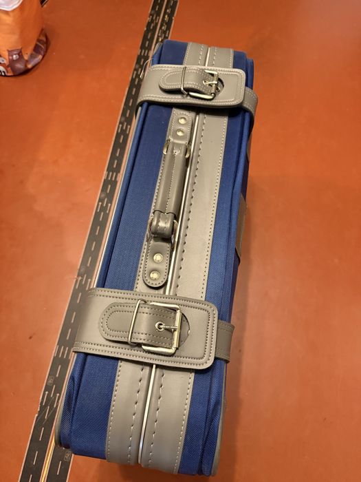 Валіза дорожня 65×45×20 см, 2 колеса, з ключем