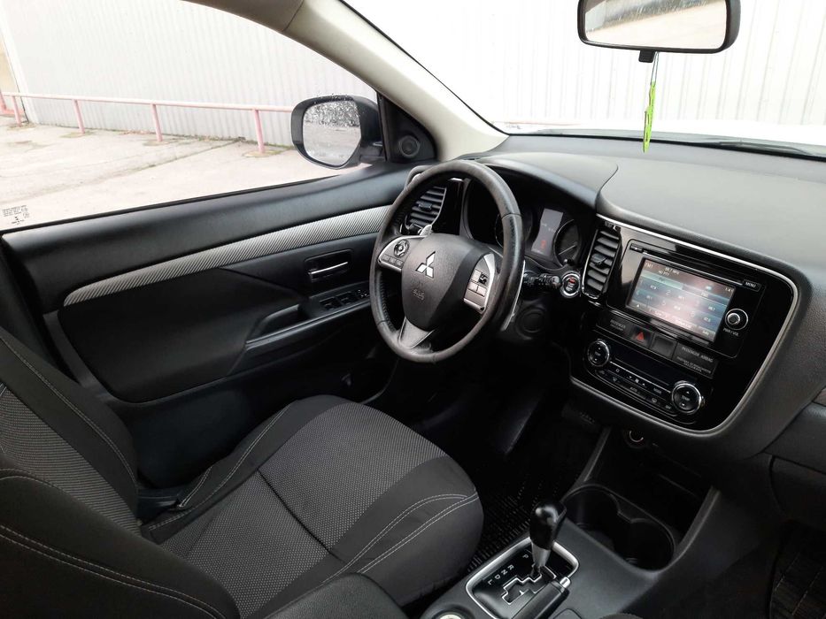 Mitsubishi Outlander 2013