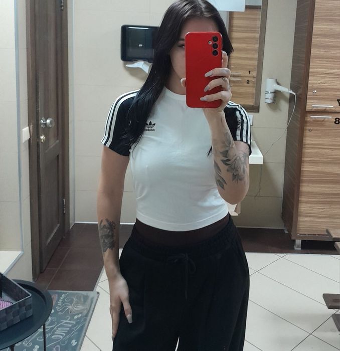 Жіноча укорочена футболка Adidas Originals, кроп-топ адідас білий

Ста