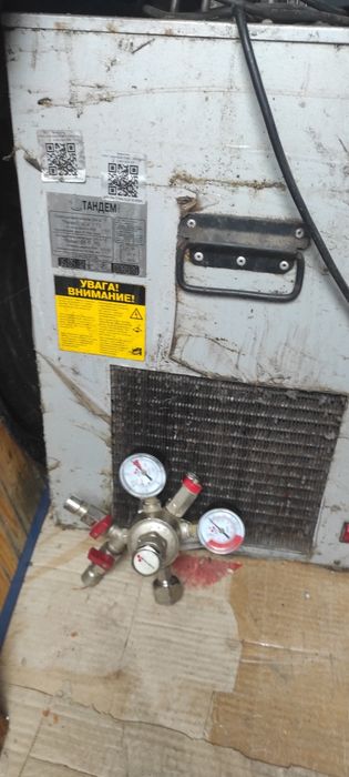 Холодильник для напоїв