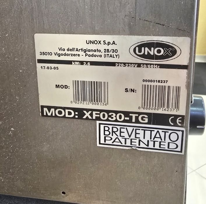 Forno de Convecção Profissional UNOX XF030-TG (Monofásico)