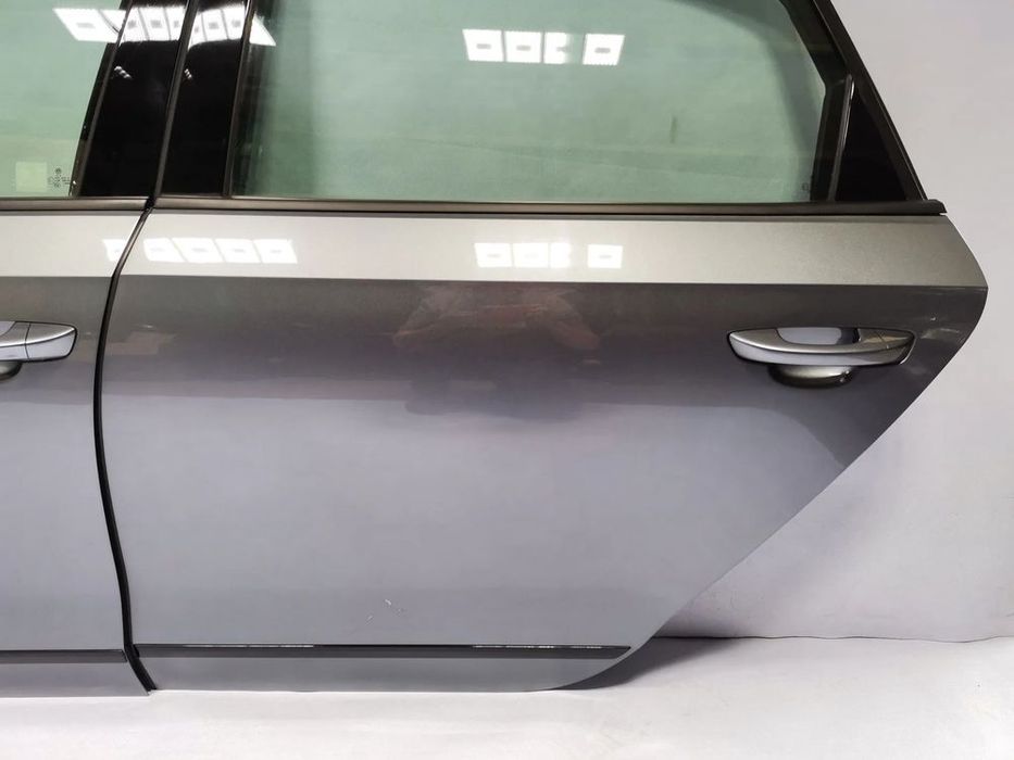 drzwi lewe  tył passat gt usa b7 lift b8 16-18 oryginał