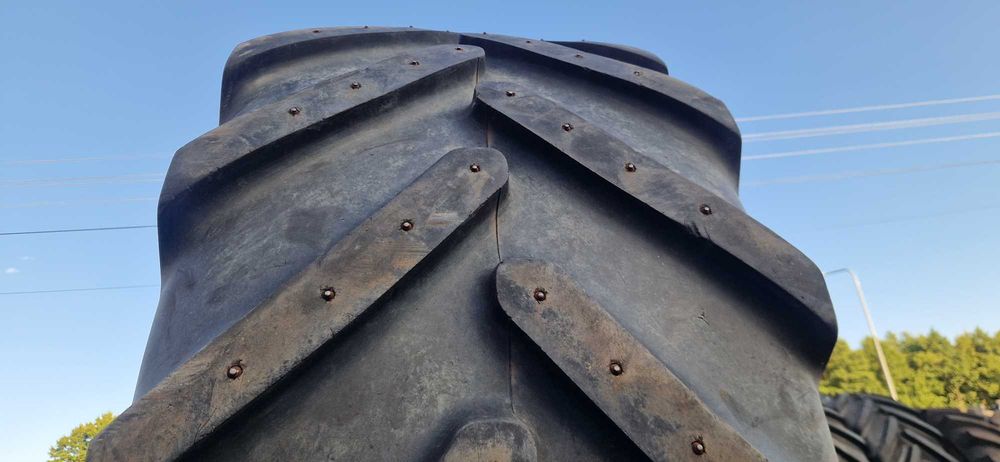 650/65r42 620/70r42 Michelin Multibib 70% bieżnik