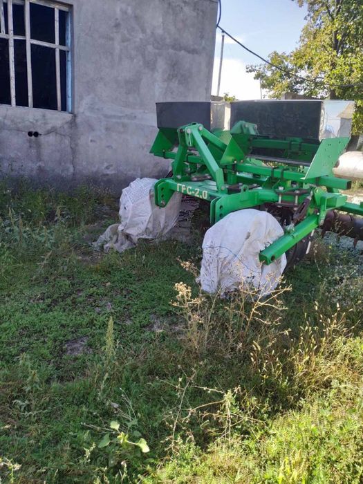 Продам глубокорыхлитель ГРС -2