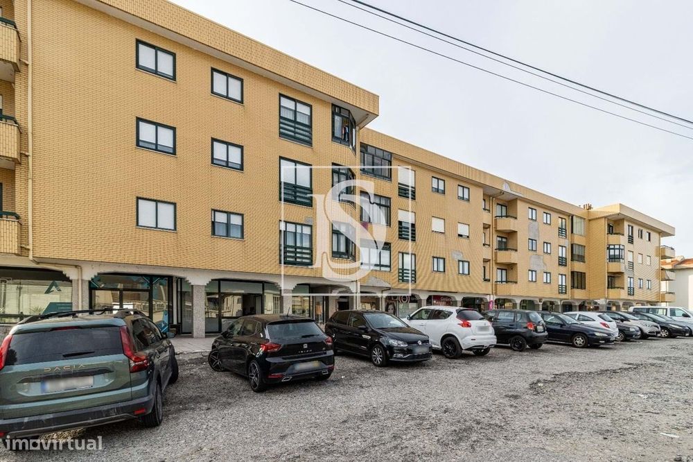 Apartamento T3 em  Grijó