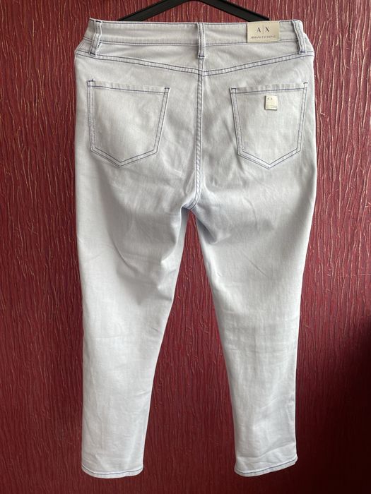 Джинсы Armani Exchange