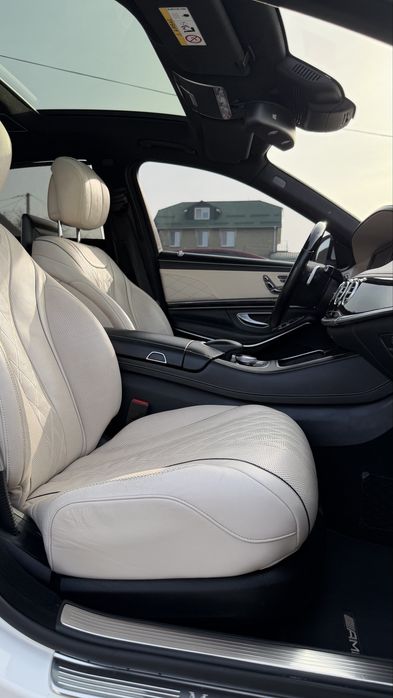 Офіційний Mercedes-Benz W222 S500 LONG 4Matic 2013 р V8 4,7 7G-Tronic