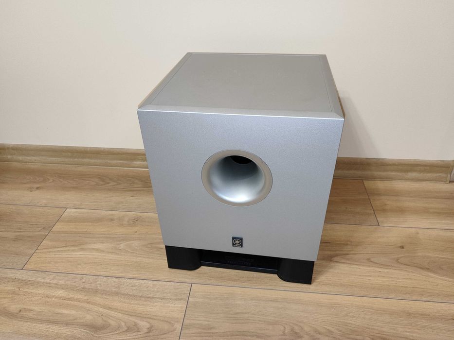 Subwoofer aktywny Yamaha YST-SW011. 100W. Stan bdb.