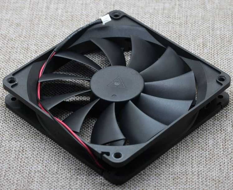 Вентилятор для БЖ Globe fan RL4Z S1352512H Chieftec Proton BDF 135мм.