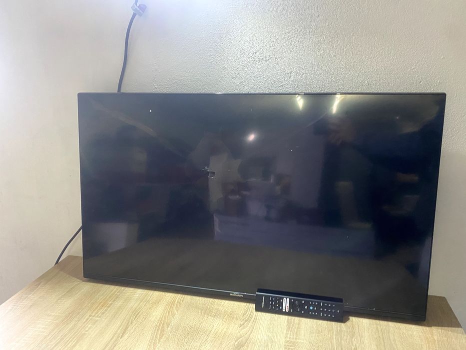 Thomson 43 Calowy (109 cm) 4K UHD LED Smart