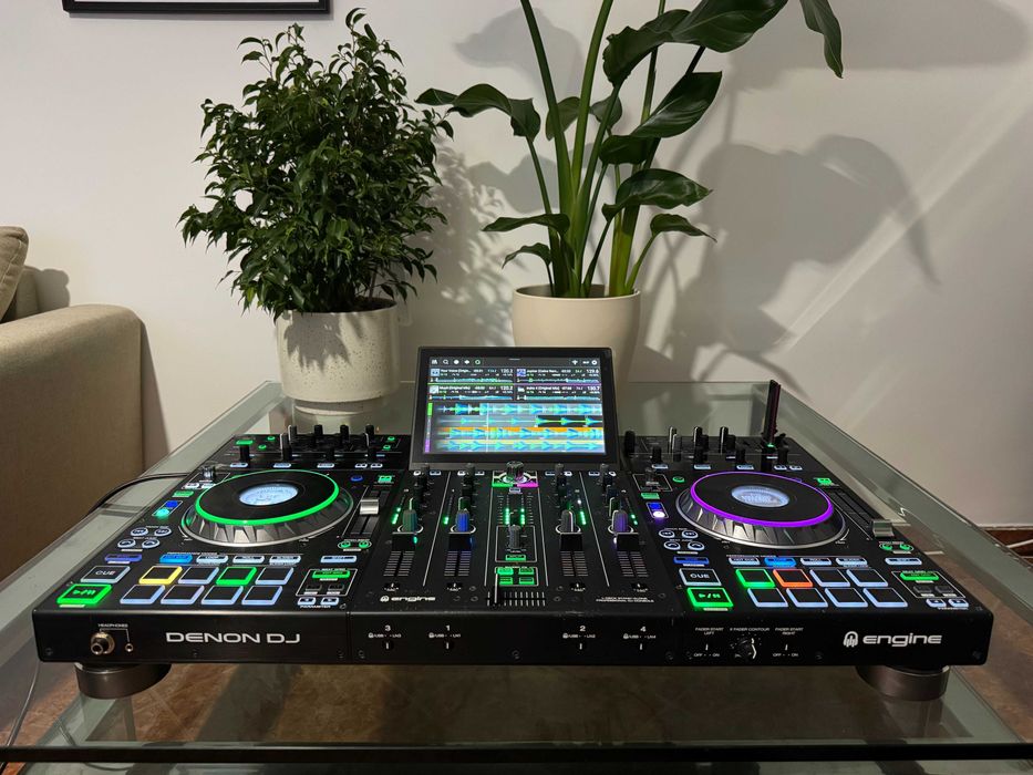 Denon Prime 4 (Case + Decksaver)