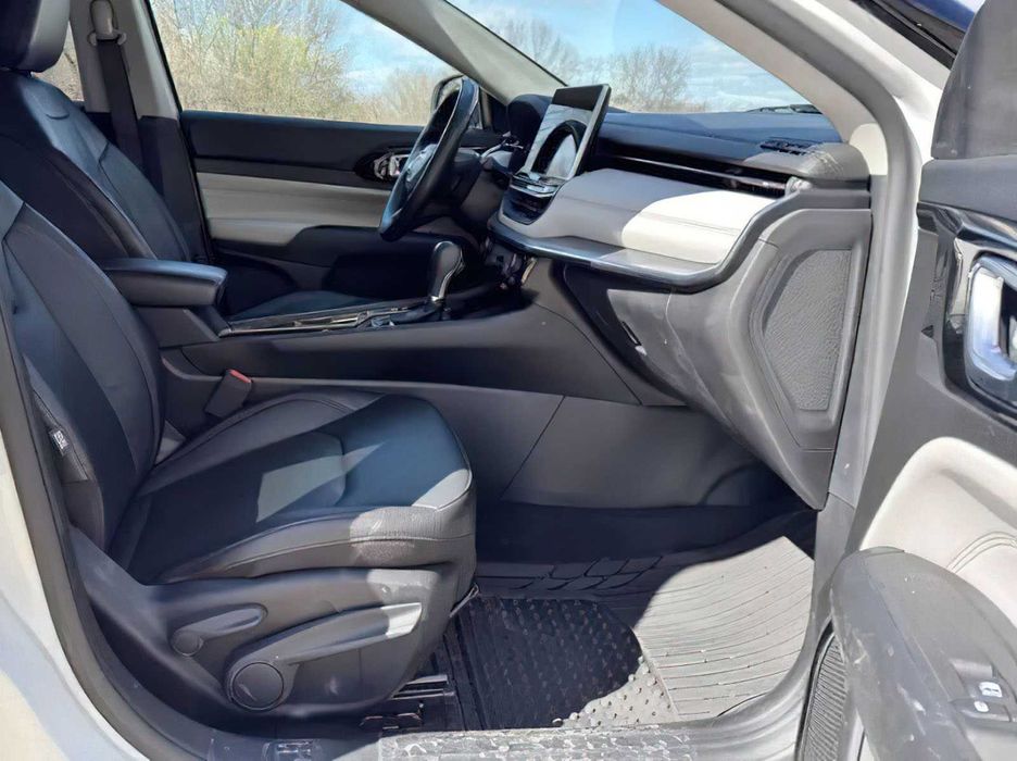 Jeep Compass Limited      2022