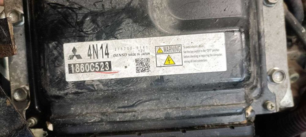 Блок управления двигателем Renault Laguna III 1.5 DCI 8200882381