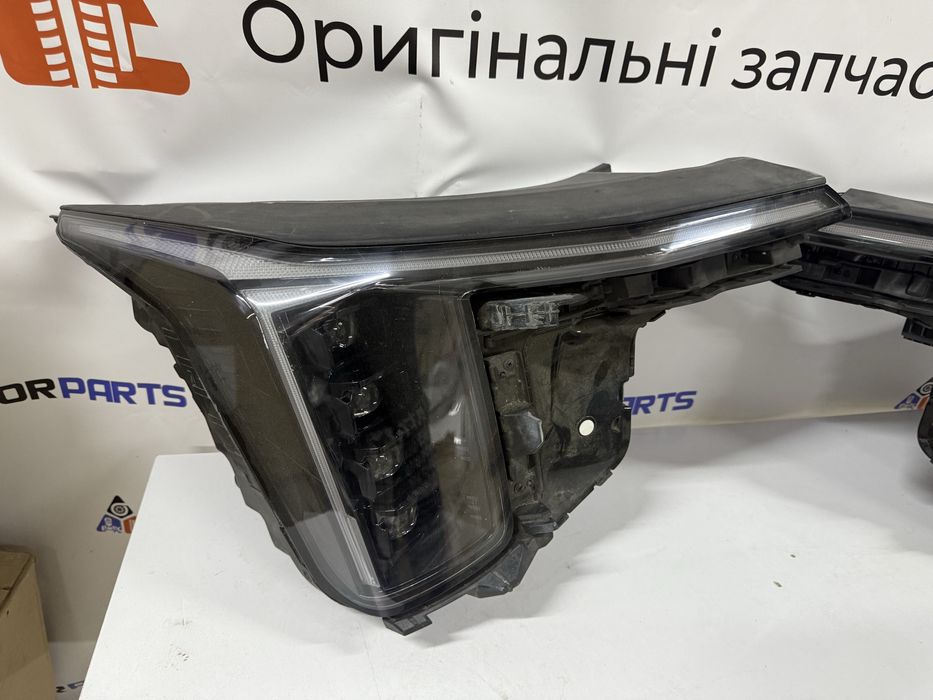 Комплект фар Kia Sorento останній рестайлінг