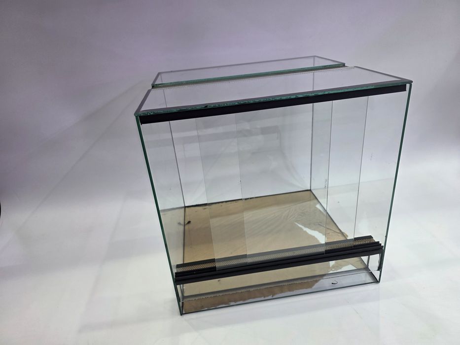 Terrarium 30x30x30 (gilotyna)