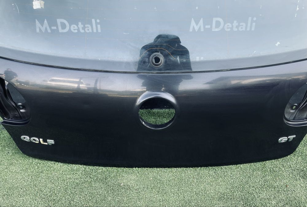 Ляда задня дверка Гольф 5 кришка багажника Golf 5 хечбек LC9Z гола VW